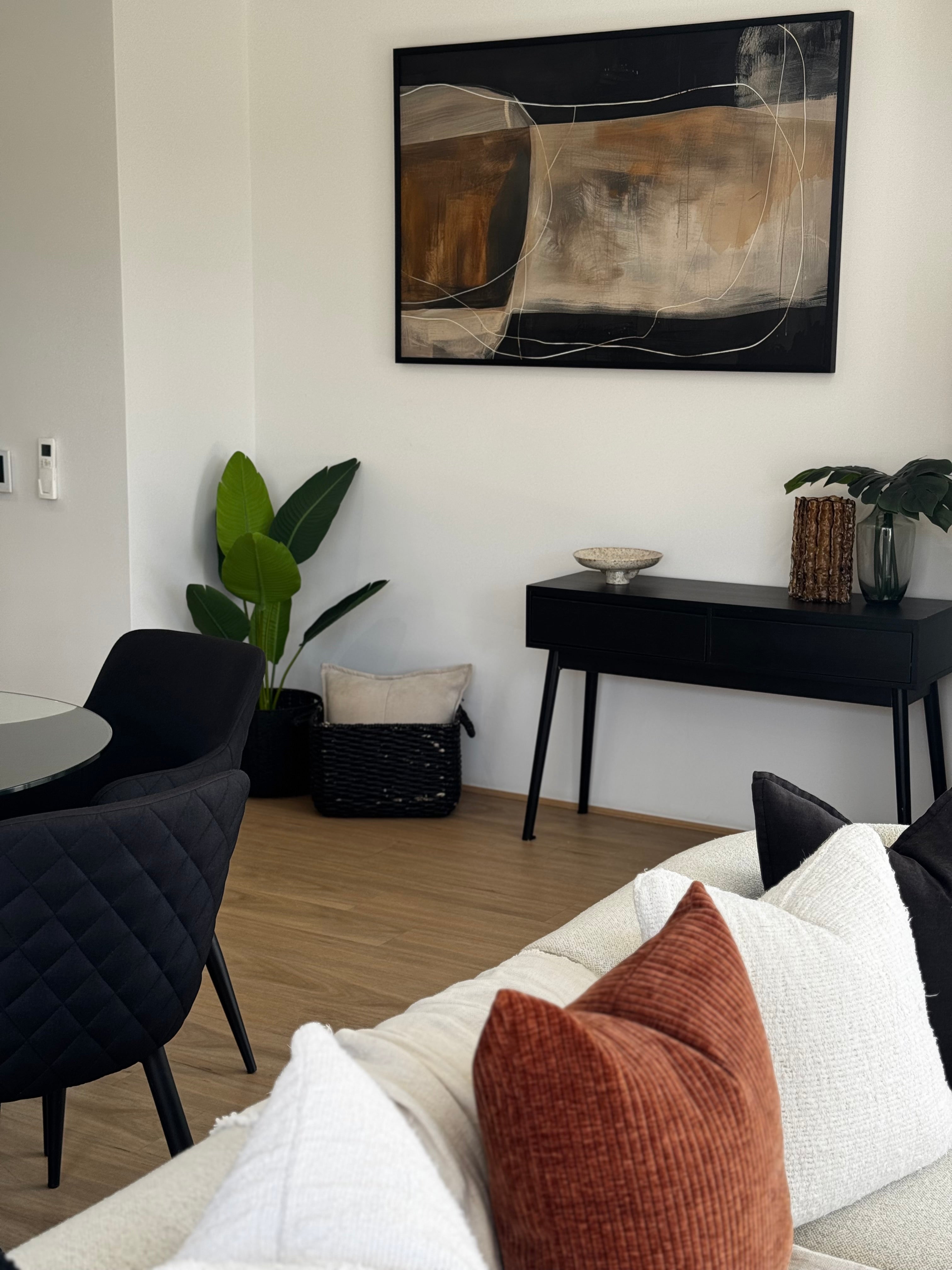 (HIRED) Framed - Junction