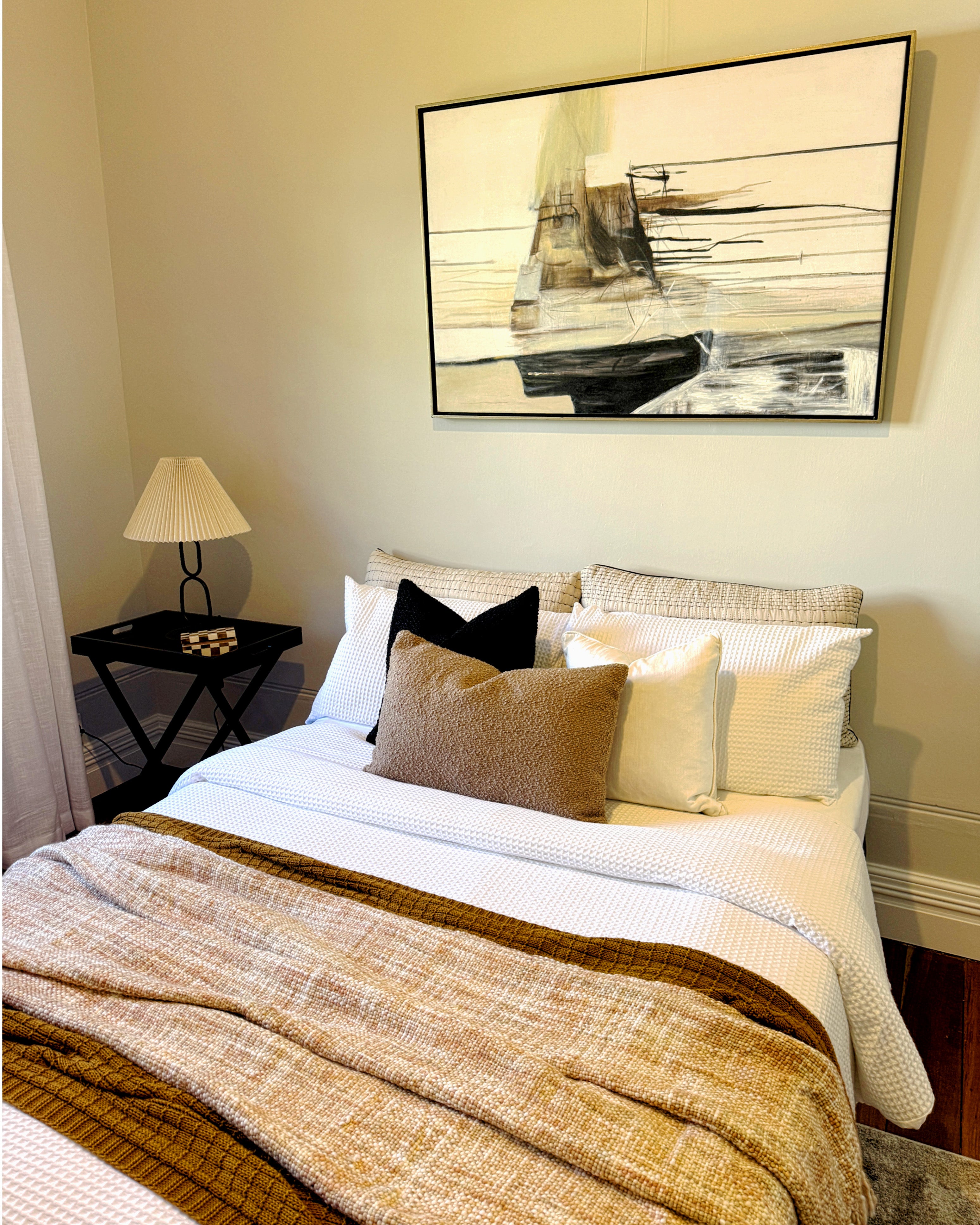residential art rental