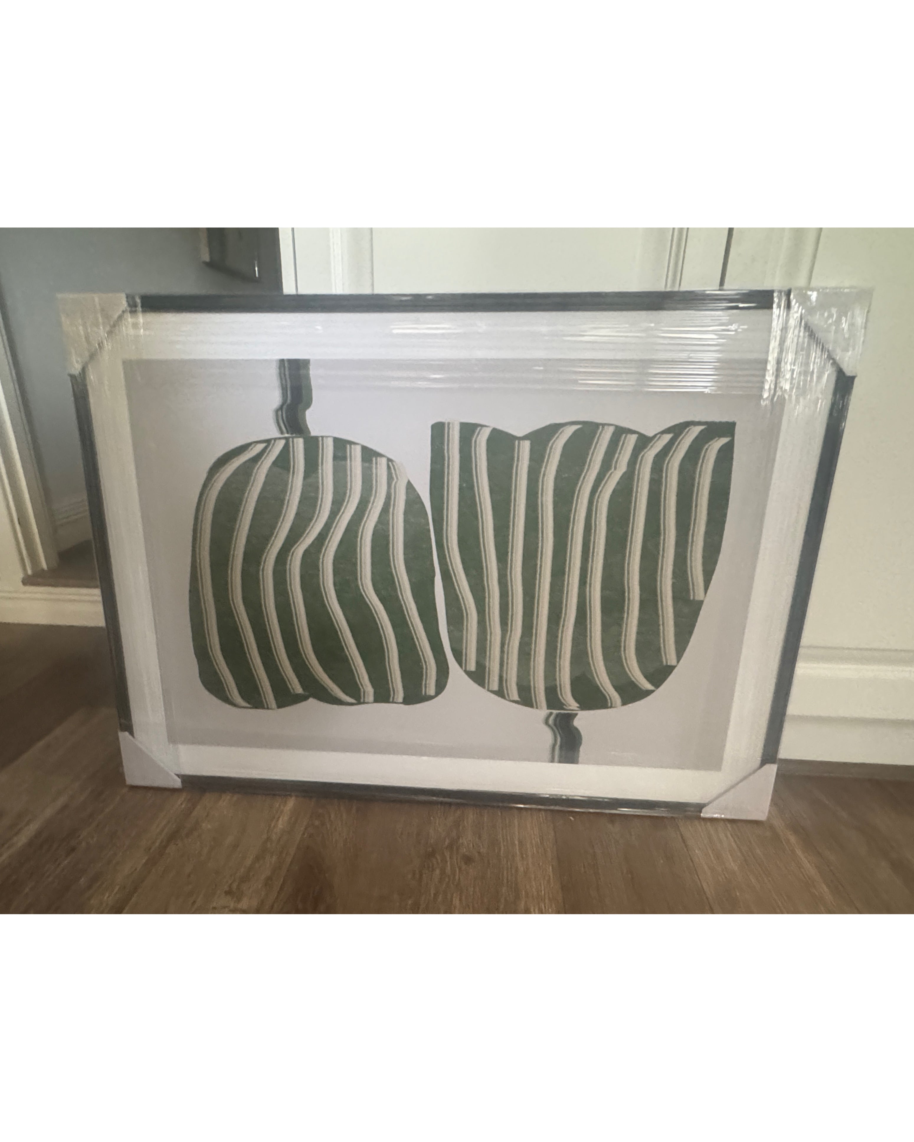 (HIRED) Framed - Abstract Tulips