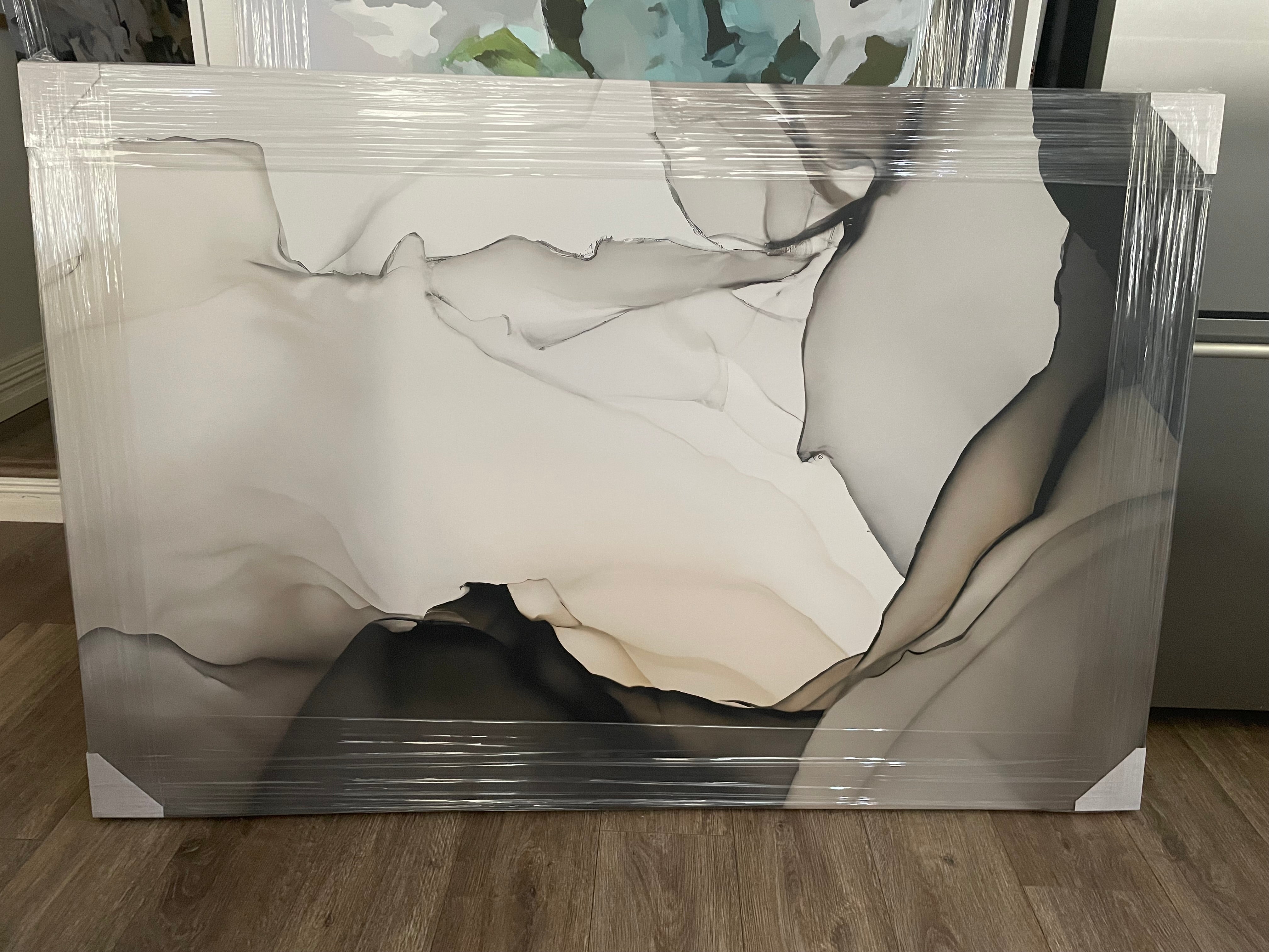 (HIRED) Abstract Peaks in shades of Beige