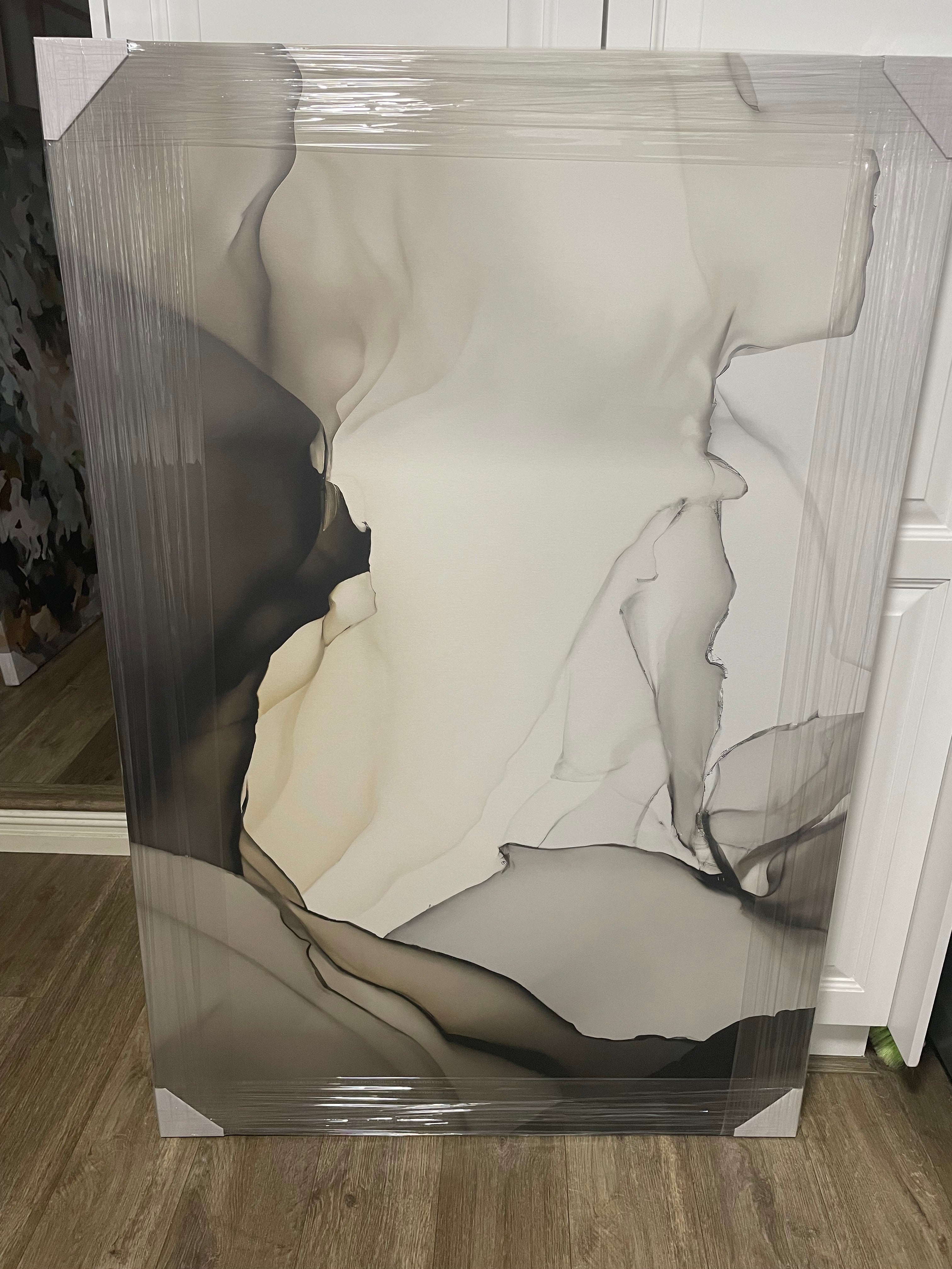 (HIRED) Abstract Peaks in shades of Beige