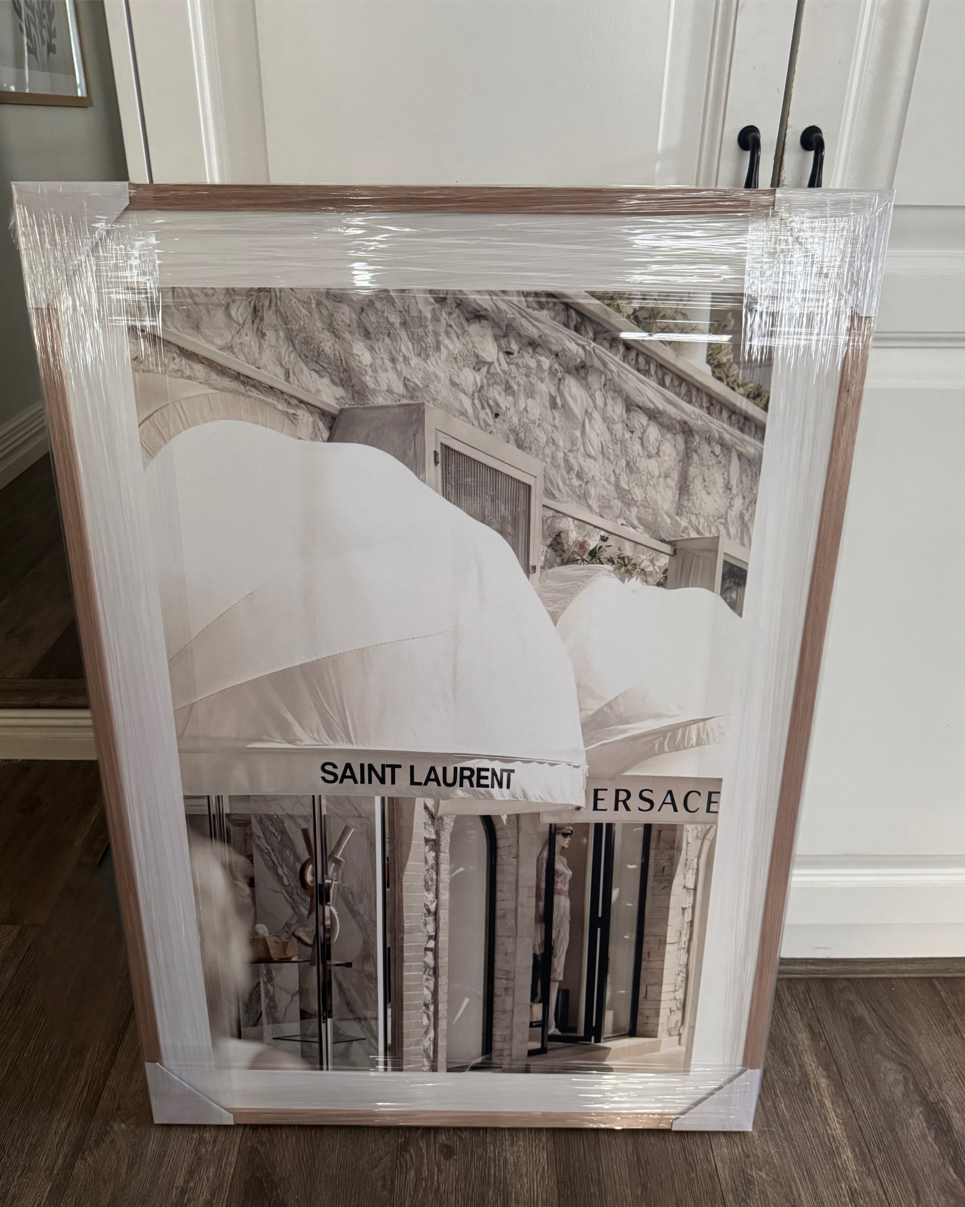 (HIRED) Framed - Saint Laurent