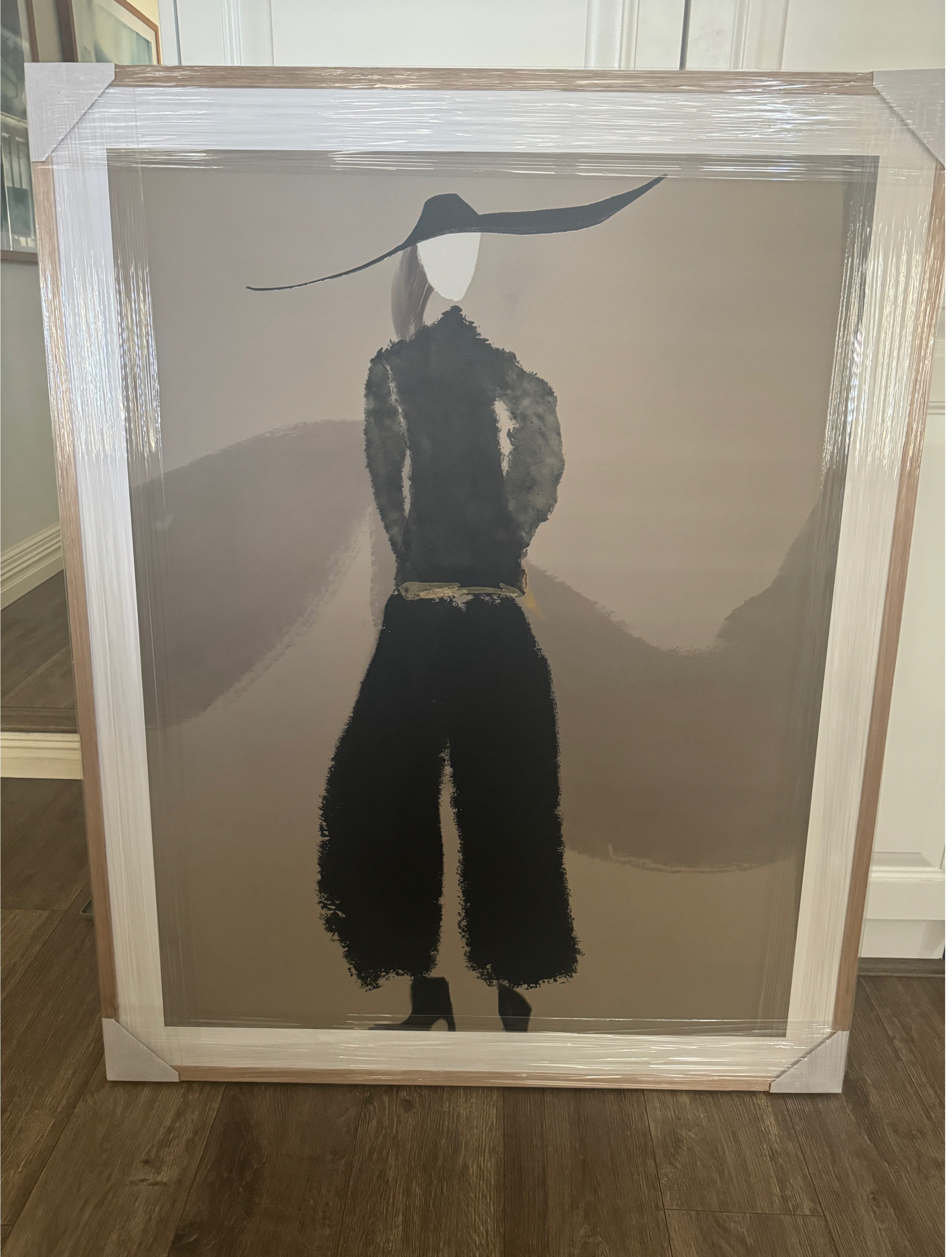 (HIRED) Framed - Alix