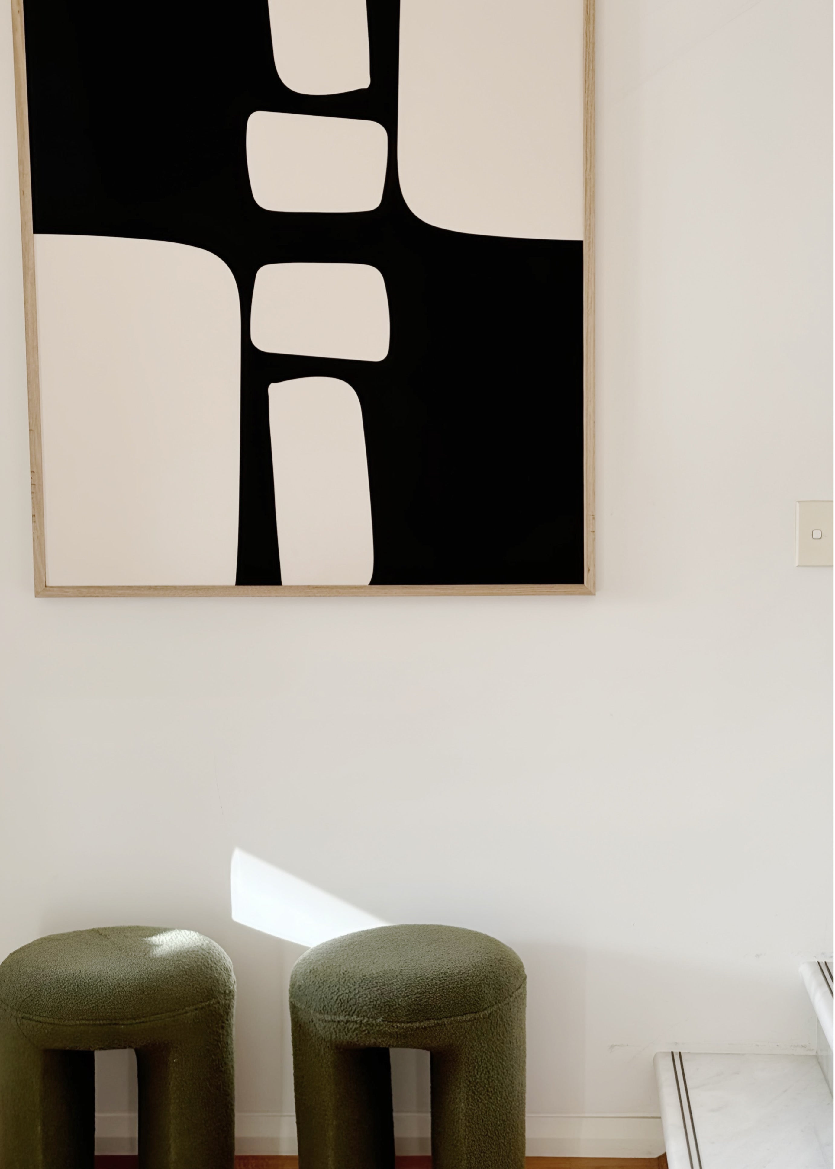 (HIRED) Framed - Geometric Black Beige