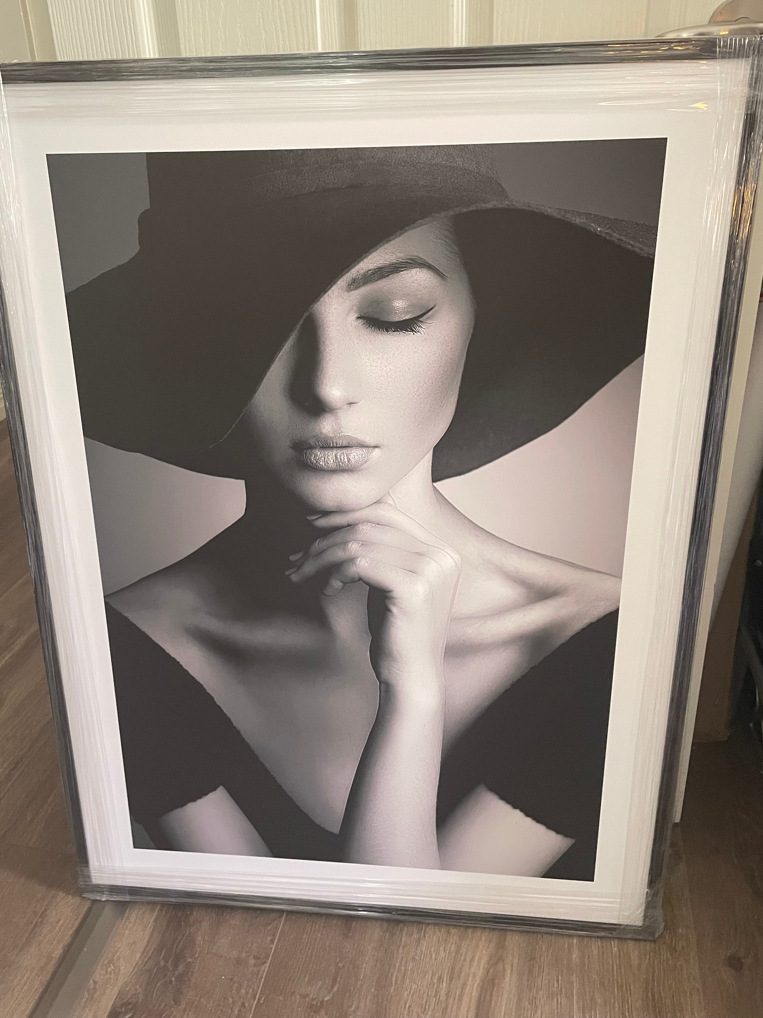 Framed Photo Portrait Black & White - Print B