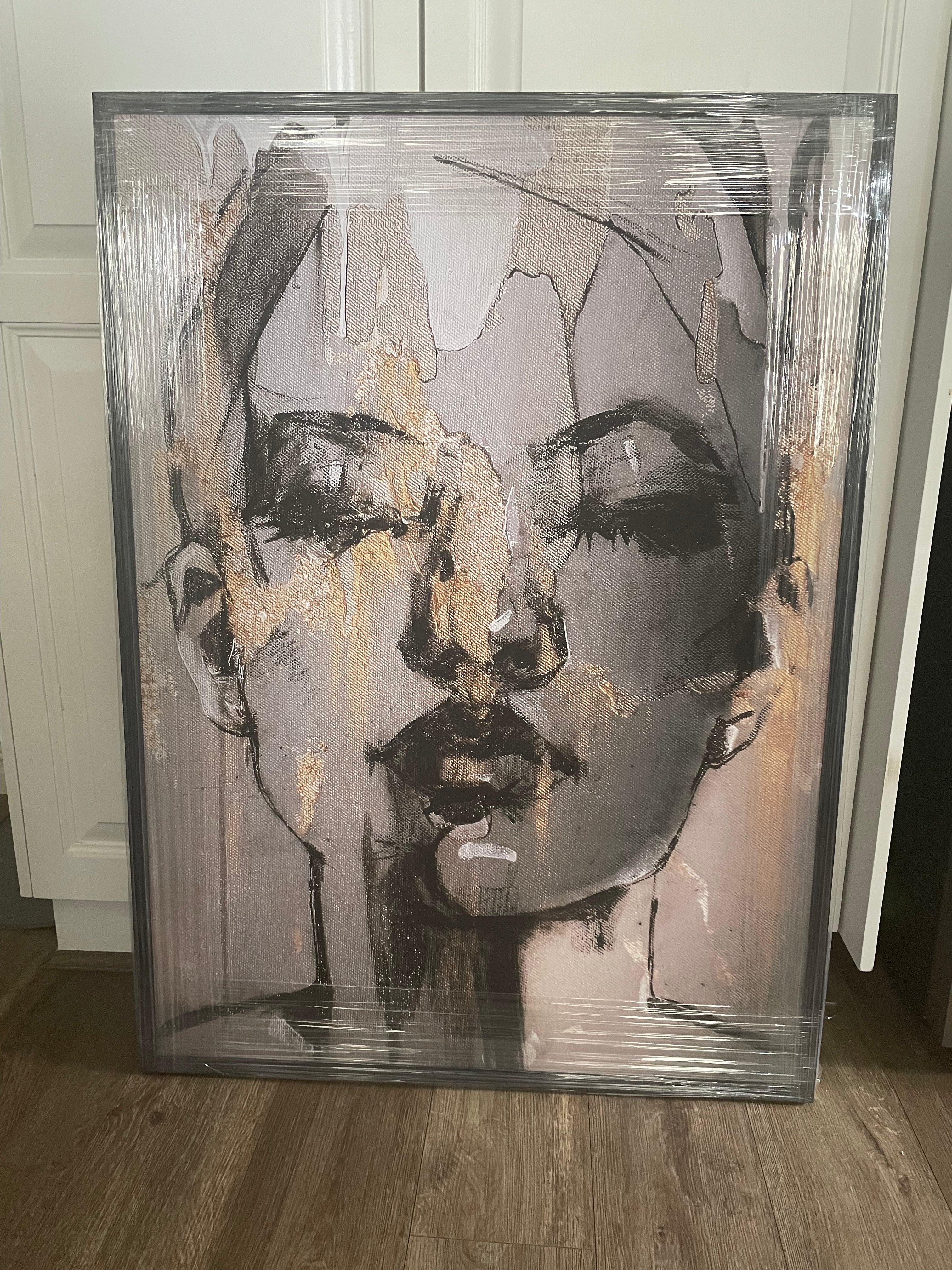 (HIRED) Framed - Face of Gold