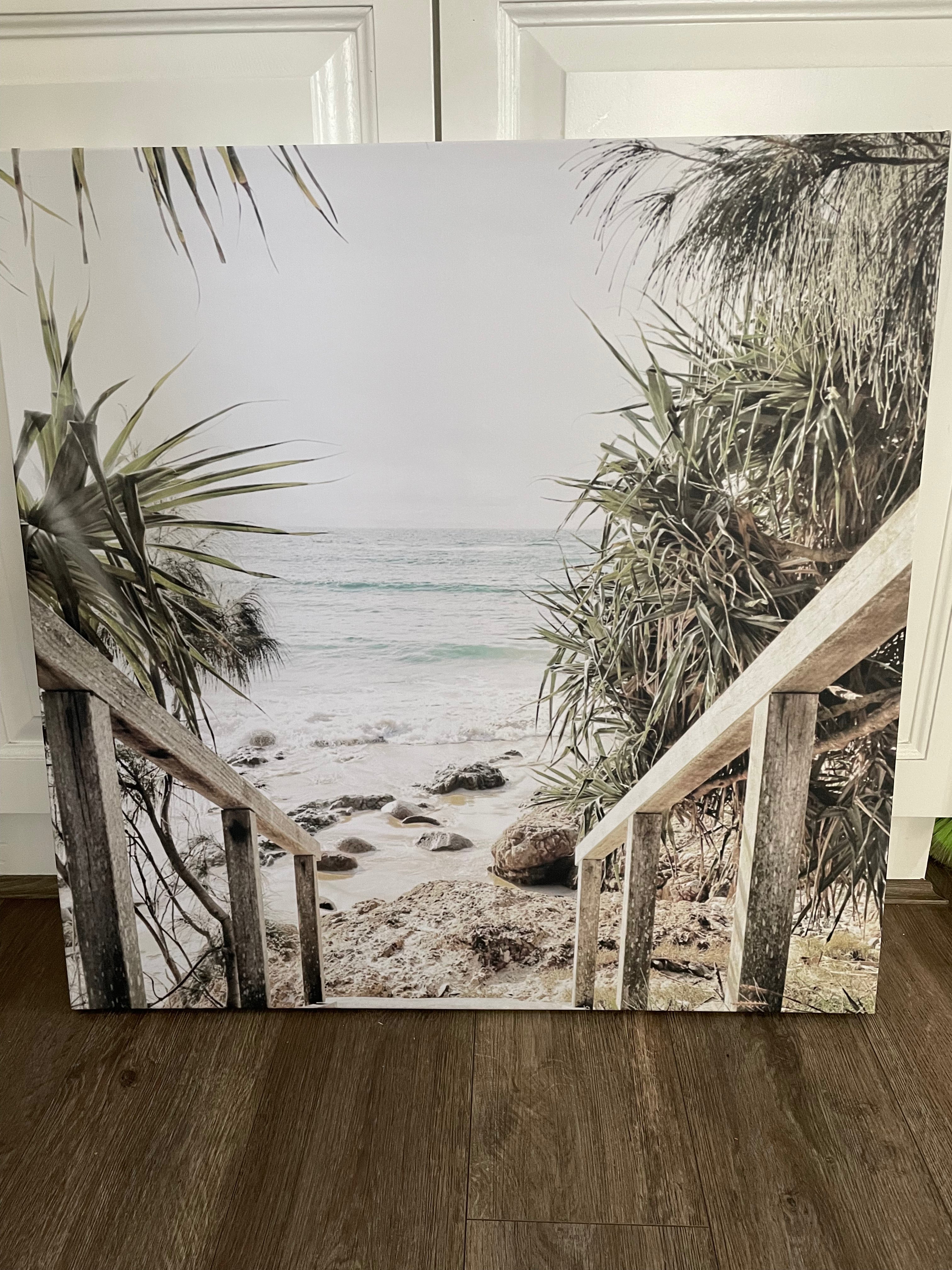 (HIRED) Steps to the Beach