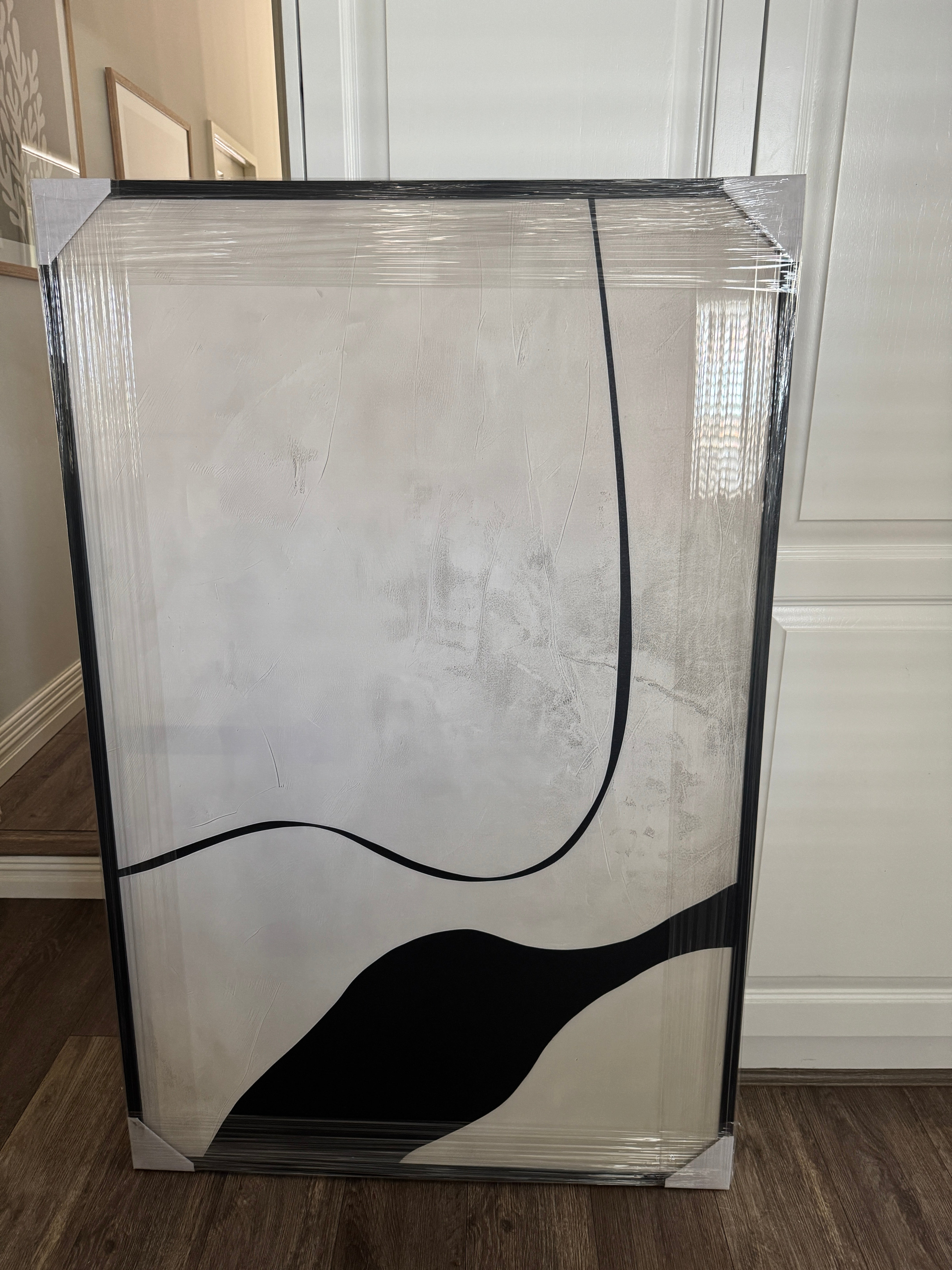 (HIRED) Framed - Black Beige Delta