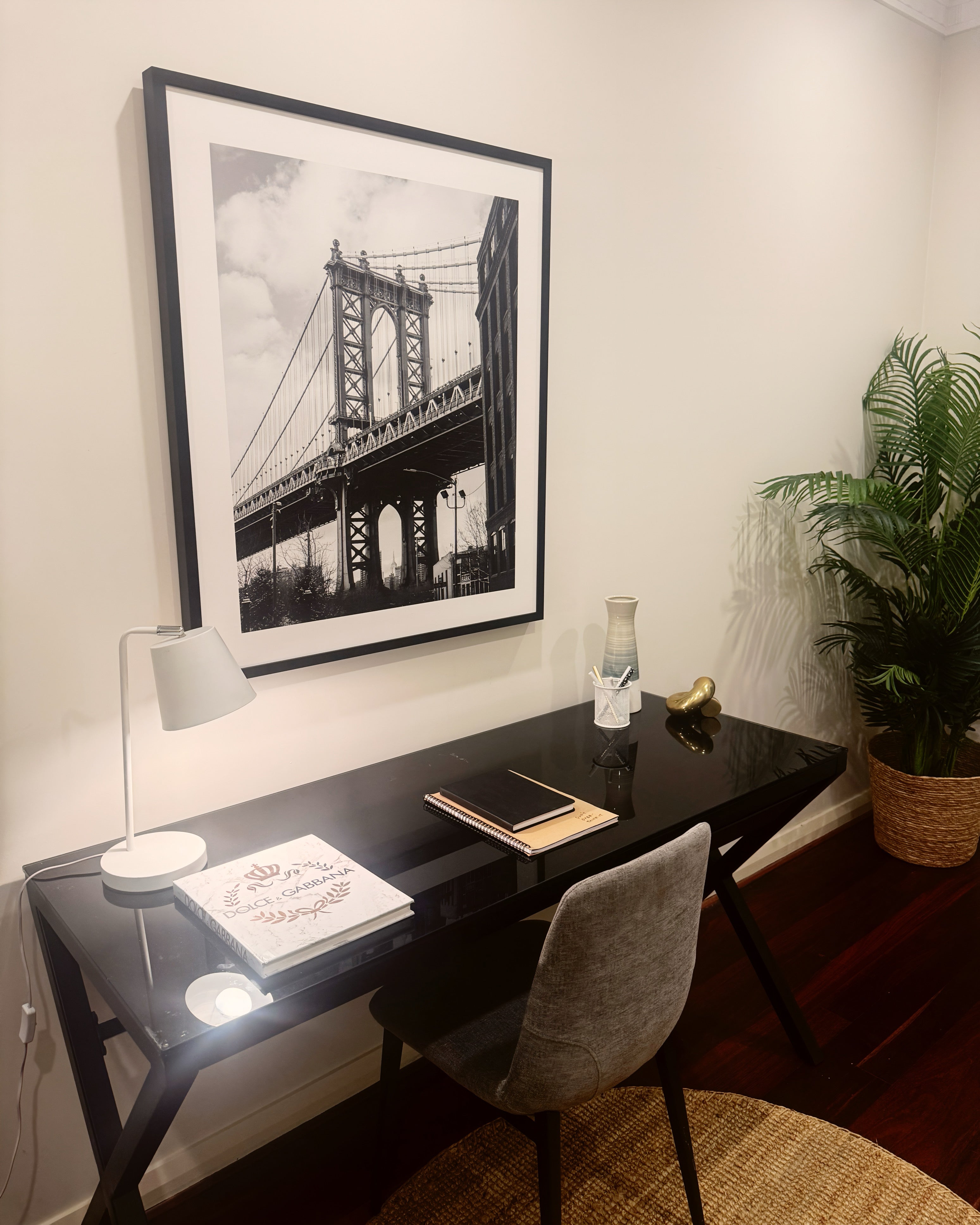 (HIRED) Framed - New York Bridge